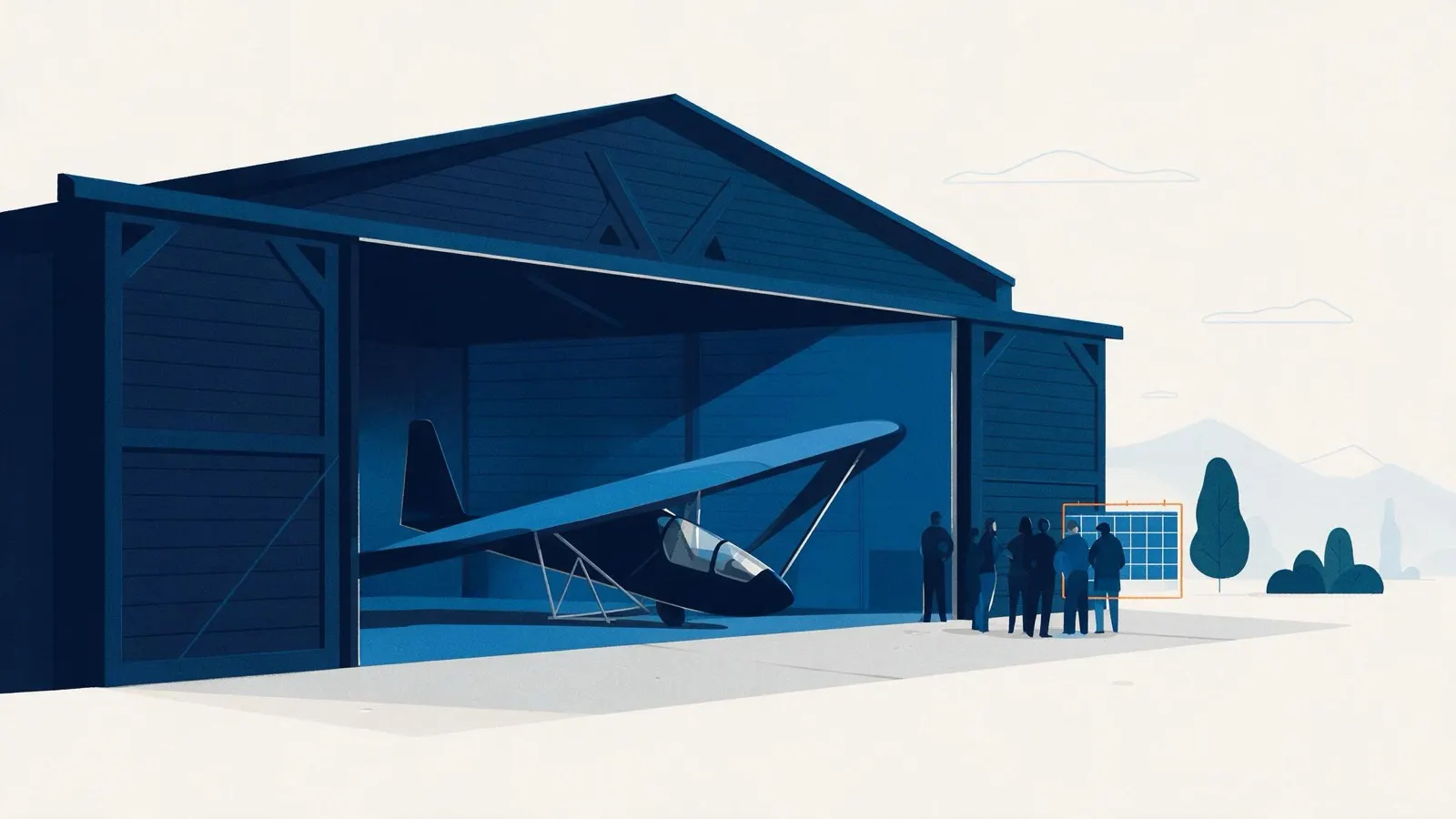Offene Halle mit Segelflugzeug, davor eine Gruppe vor einem Kalenderbrett